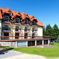 Hotel Mikołajki pokoje apartamenty nad jeziorem Mazury wypoczynek w Polsce